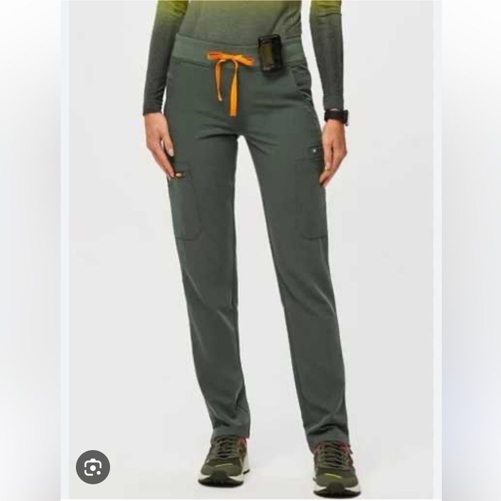 FIGS - High Waisted Yola Skinny Scrub Pants- Moss- Small Tall